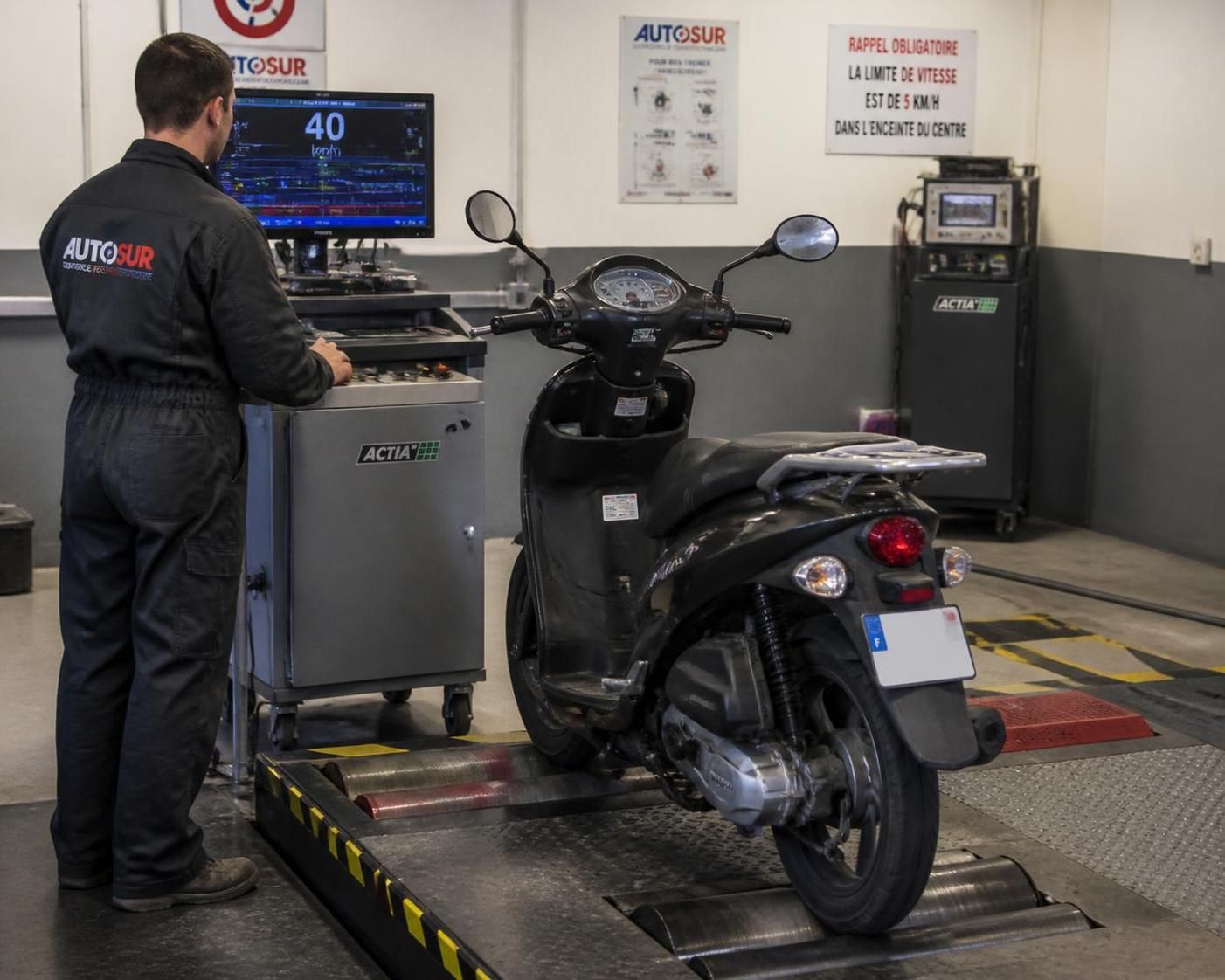 découvrez comment le céléromètre et le sonomètre au ct moto 2026 ont provoqué la contre-visite de ma moto, et ce que cela signifie vraiment pour les motards.